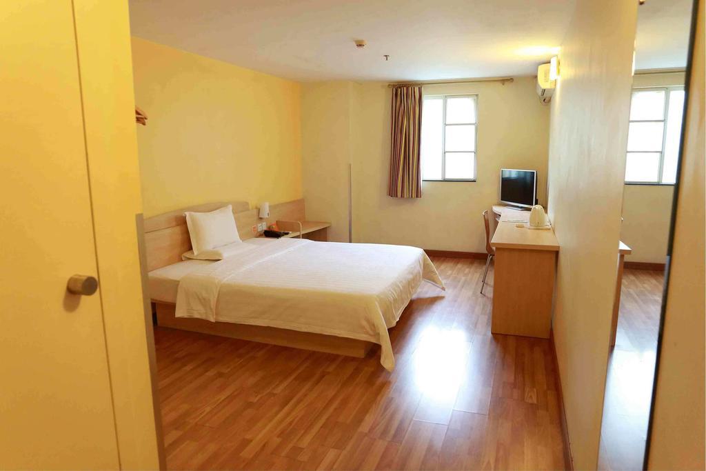 7Days Inn Chengdu Yulin Province Stadium Extérieur photo
